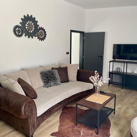 M.F. Lägenhet Znojmo Exteriör bild