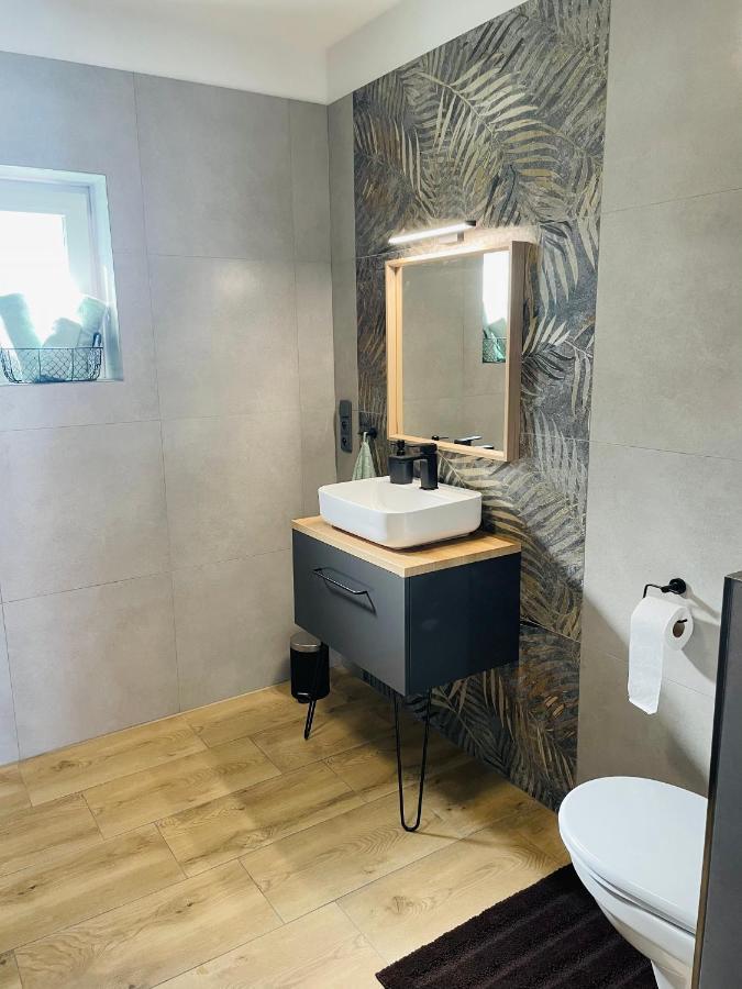 M.F. Lägenhet Znojmo Exteriör bild